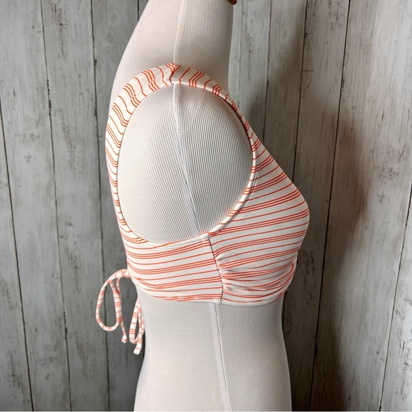 Xhilaration Bikini Swim Top J4 - Picture 3 of 4